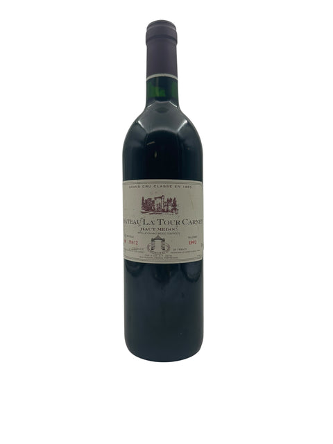 Bouteille de vin rouge Château La Tour Carnet 1999