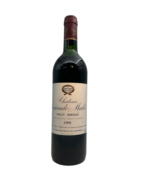 Flaske af Château Sociando-Mallet 1992 rødvin fra Haut-Médoc