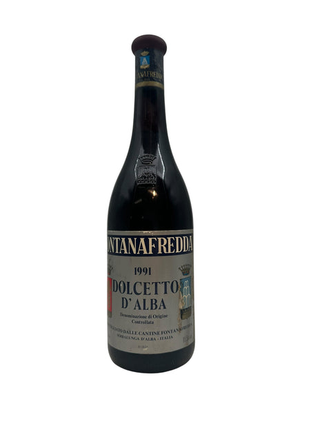 Flaske af Dolcetto d'Alba Fontanafredda 1991 rødvin