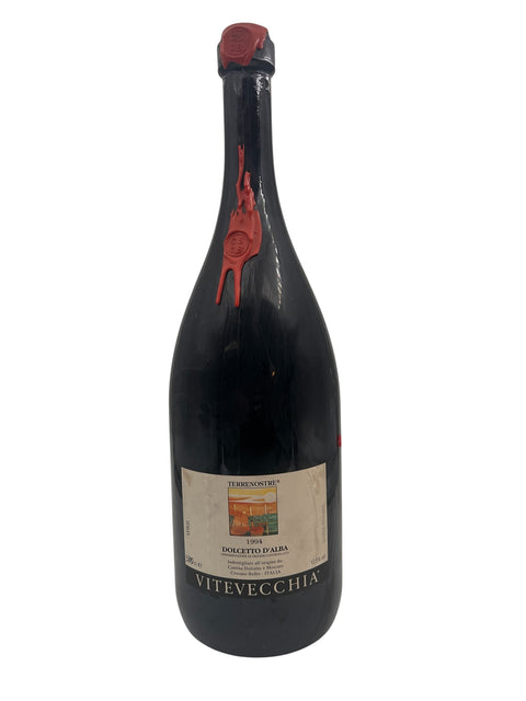 Flaske af Dolcetto d'Alba Vitevecchia 1994 rødvin