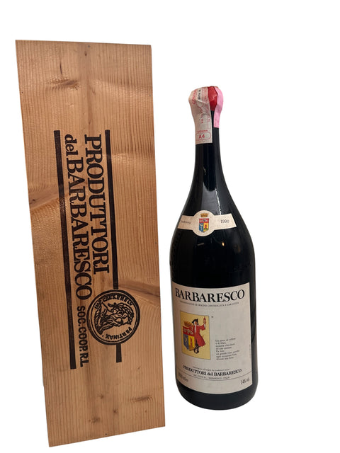 Barbaresco rødvin fra 1990 med trææske
